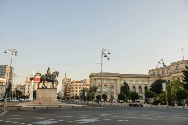 Букурещ