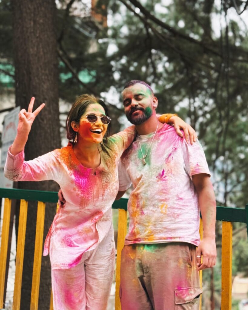 holi
