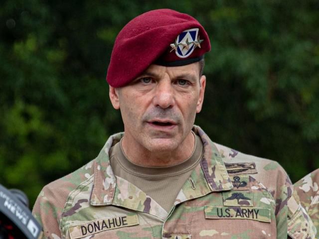 Chris Donahue