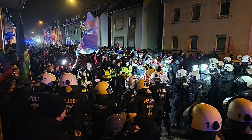 Протестиращи