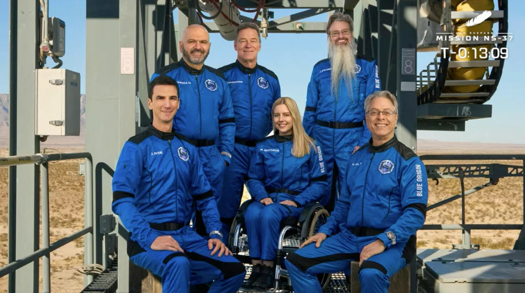 Пътниците на Blue Origin NS-37