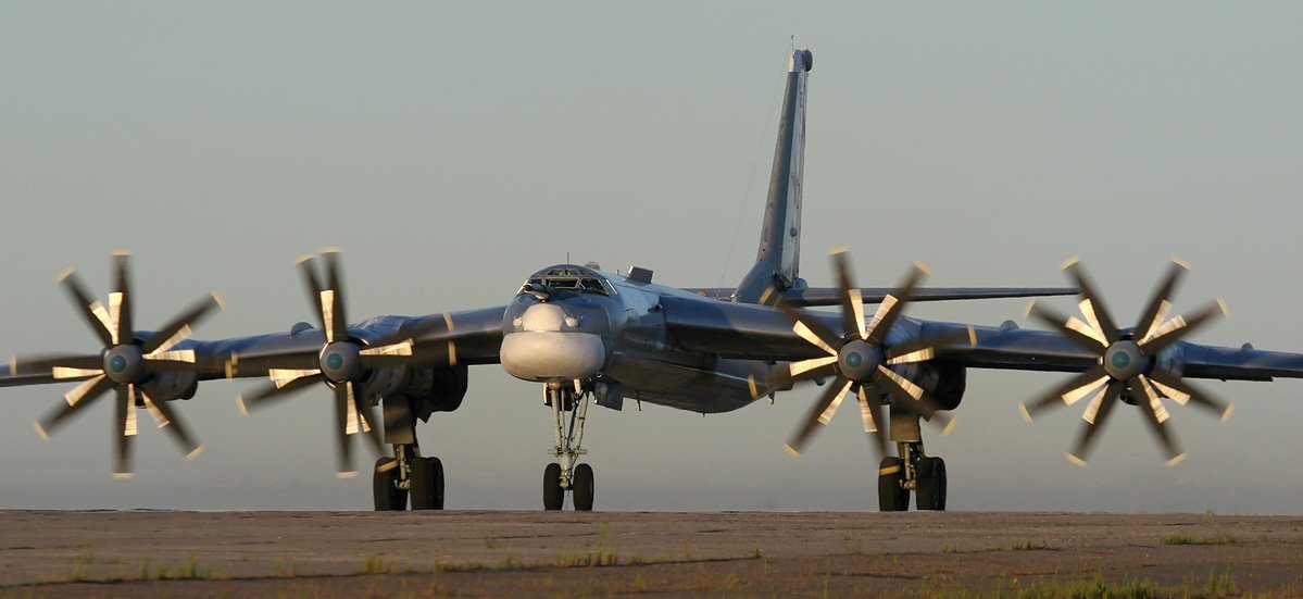Engels tu95