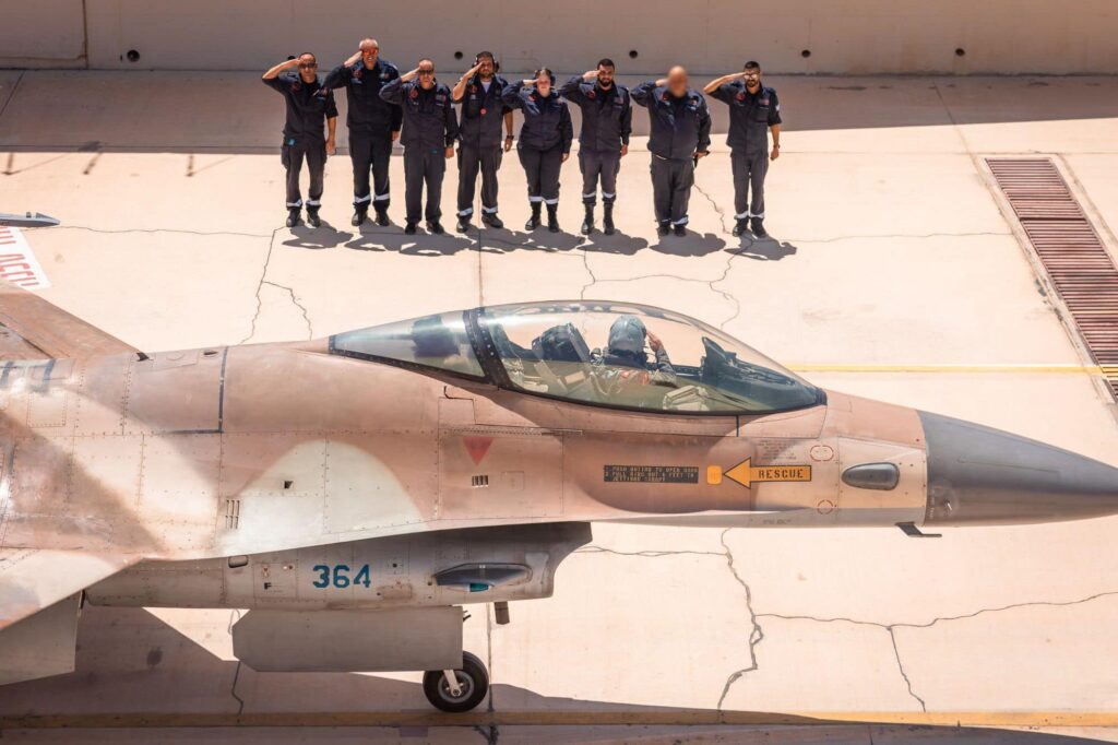 F 16 2