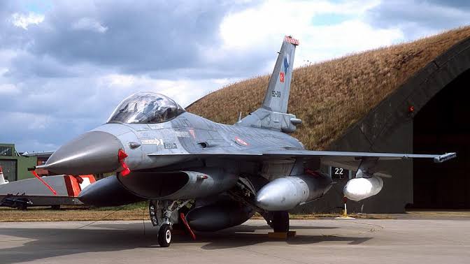 Tukey f 16