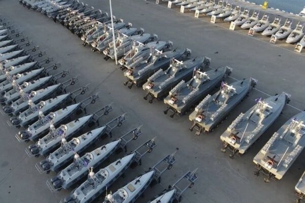 Ирански военни катери