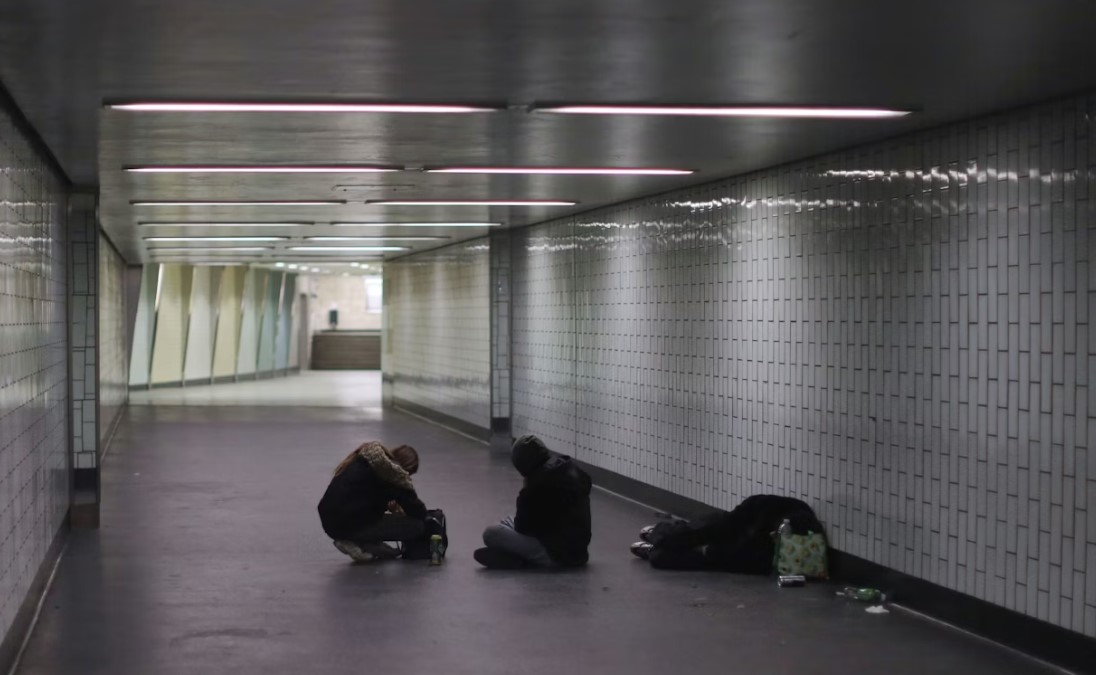 Метростанция