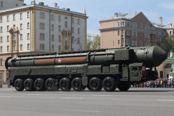 Russian neanderthal technology