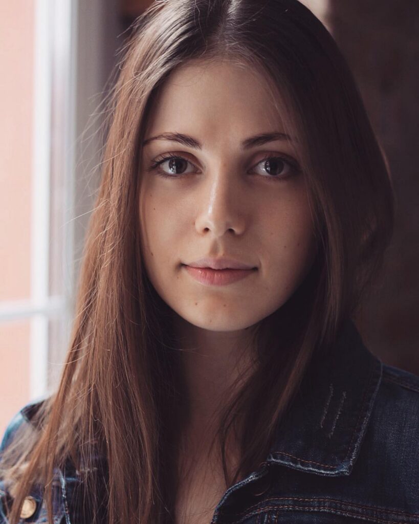 Коя жена е красива? Мъжете и жените дават различен отговор 3 Angelika Markelova33